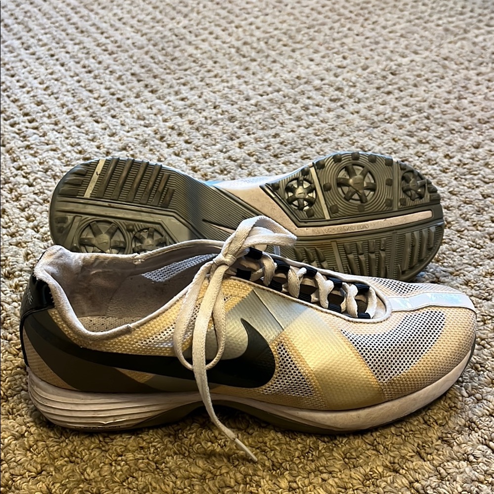 🎉3 for $15- Nike Women's Athletic Shoes - White and Gray